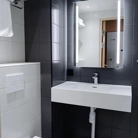 Citybox Airport Hotel